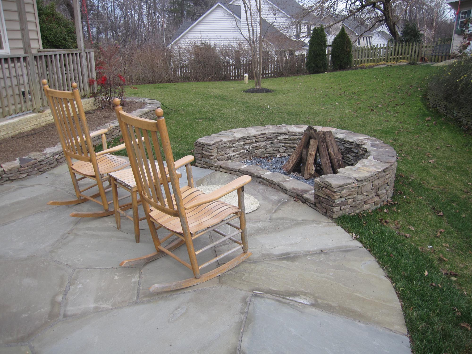 Firepit With Decorative Stacked Stone